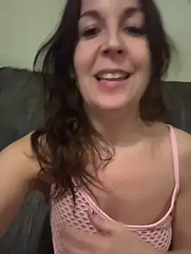 petitehotwife4u online show from 03/30/26, 09:38