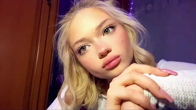 StacyChocopay online show from 03/25/26, 10:08