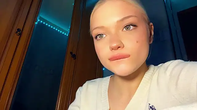 StacyChocopay online show from 03/23/26, 09:03