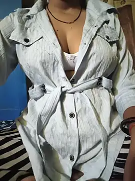 Shalini 08 online show from 05/14/26, 03:36