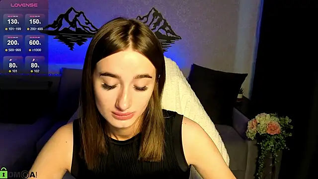 Snapshot of Lady_Sunrise12 chatting on 06/12/26, 01:03 Lady Sunrise12 online show from 06/12/26, 01:03