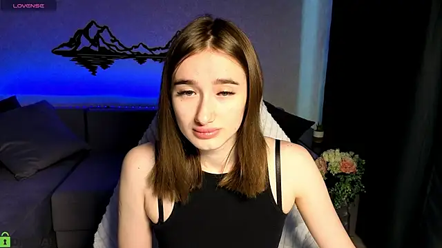 Snapshot of Lady_Sunrise12 chatting on 05/31/26, 01:11 Lady Sunrise12 online show from 05/31/26, 01:11