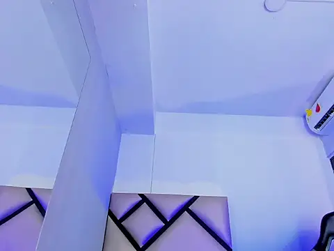 Bennet-Grayy online show from 05/03/26, 04:39