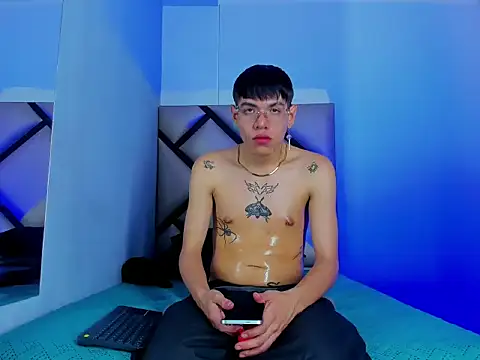 Bennet-Grayy online show from 05/03/26, 04:43
