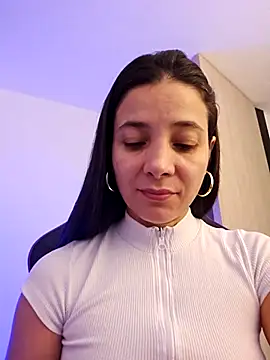 Snapshot of miaeyex chatting on 04/22/26, 12:01 miaeyex online show from 04/22/26, 12:01