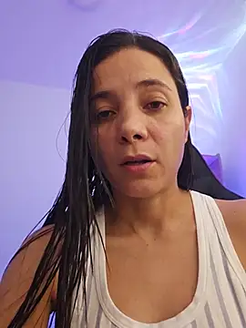 Snapshot of miaeyex chatting on 05/21/26, 01:19 miaeyex online show from 05/21/26, 01:19