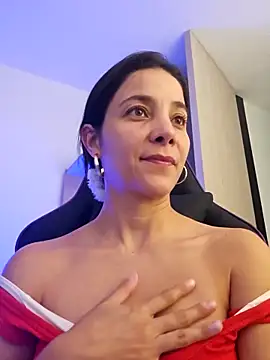 Snapshot of miaeyex chatting on 04/07/26, 11:56 miaeyex online show from 04/07/26, 11:56