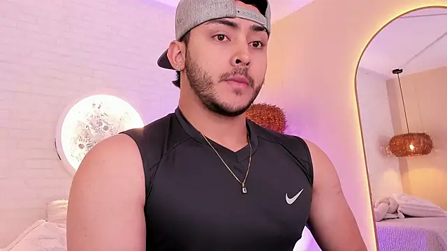 Dylan vega01 online show from 04/13/26, 04:22