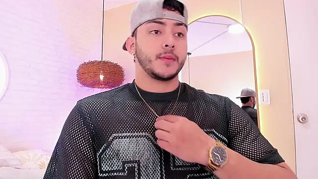 Dylan vega01 online show from 04/07/26, 01:46