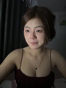 Snapshot of Sweet20-20 chatting on 05/06/26, 03:16 Sweet20-20 online show from 05/06/26, 03:16