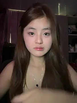 Snapshot of Sweet20-20 chatting on 04/21/26, 02:14 Sweet20-20 online show from 04/21/26, 02:14