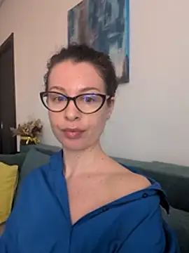 IreneBlue  online show from 04/05/26, 07:04