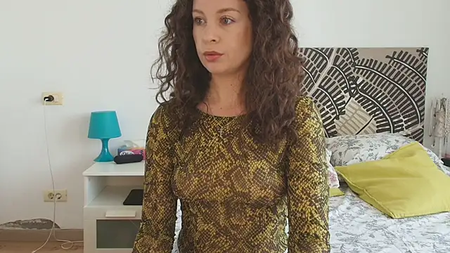 IreneBlue  online show from 05/28/26, 07:38