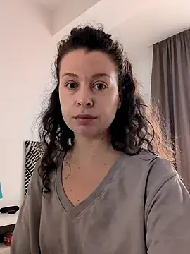 IreneBlue  online show from 04/04/26, 07:04