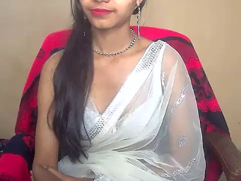 Snapshot of QueenOfDesire01 chatting on 03/24/26, 05:24 QueenOfDesire01 online show from 03/24/26, 05:24