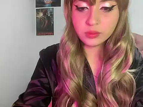 sakuraluna  online show from 03/26/26, 12:31