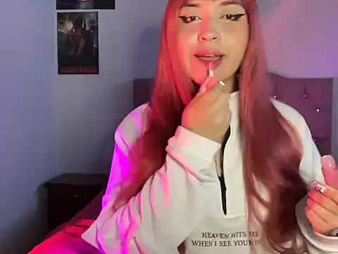 sakuraluna  online show from 04/01/26, 01:19