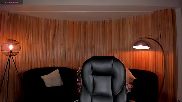 AntonellaDimeo online show from 05/26/26, 04:10