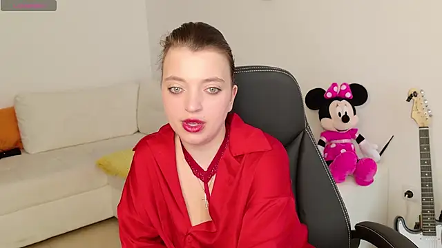 Snapshot of Minnie_mouse_18 chatting on 03/17/26, 10:07 Minnie mouse 18 online show from 03/17/26, 10:07