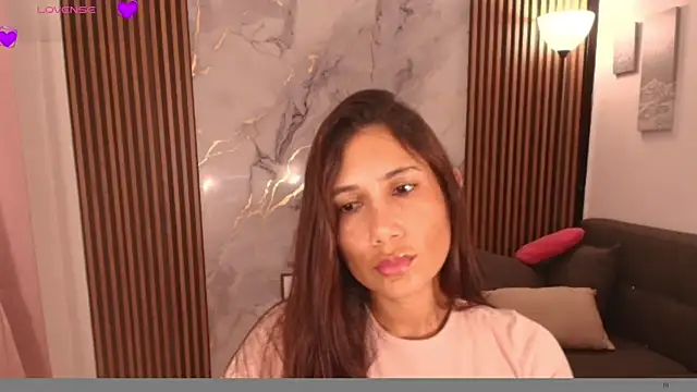 LucyBecker online show from 04/09/26, 10:38