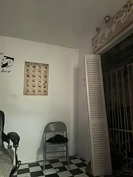 Snapshot of TSROYALE7527 chatting on 03/18/26, 11:16 TSROYALE7527 online show from 03/18/26, 11:16