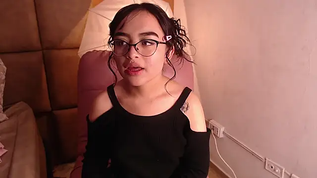 Mini Rouse online show from 05/28/26, 05:41