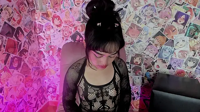 Snapshot of Mini_Rouse chatting on 03/19/26, 02:39 Mini Rouse online show from 03/19/26, 02:39