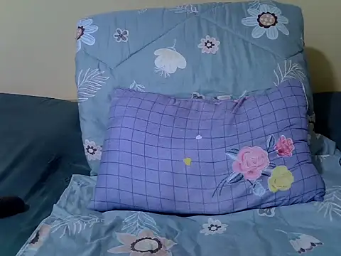 Darkchocolatequeen online show from 06/15/26, 11:10
