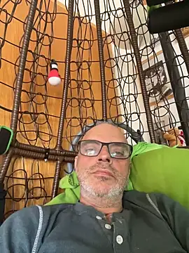 Snapshot of Thomate24 chatting on 03/22/26, 04:08 Thomate24 online show from 03/22/26, 04:08