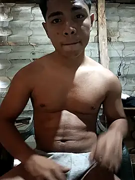 Snapshot of CruzZapata chatting on 03/17/26, 02:09 CruzZapata online show from 03/17/26, 02:09