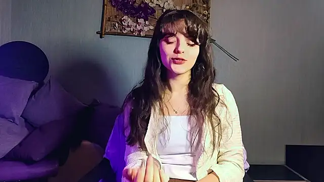 Snapshot of CareyDevan chatting on 03/18/26, 01:24 CareyDevan online show from 03/18/26, 01:24