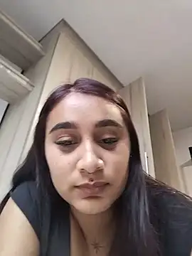 Mia skyy18 online show from 06/02/26, 10:43