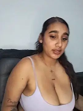 Mia skyy18 online show from 05/29/26, 11:55