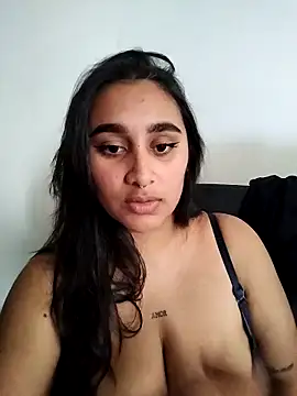 Mia skyy18 online show from 03/27/26, 10:54