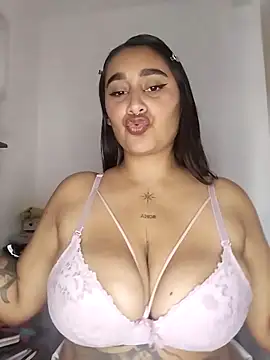 Mia skyy18 online show from 05/04/26, 10:12