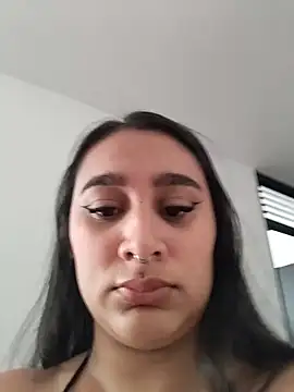 Mia skyy18 online show from 05/20/26, 12:13