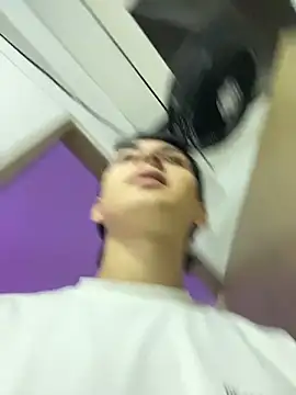 Andrew restrepoo online show from 04/01/26, 12:13