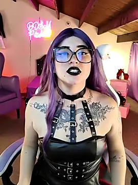 Snapshot of LilithDark666 chatting on 05/06/26, 01:26 LilithDark666 online show from 05/06/26, 01:26