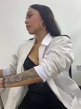 daniela-sexy online show from 04/06/26, 02:07