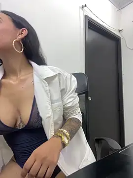 daniela-sexy online show from 03/23/26, 04:40