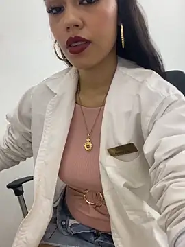 daniela-sexy online show from 04/10/26, 02:02