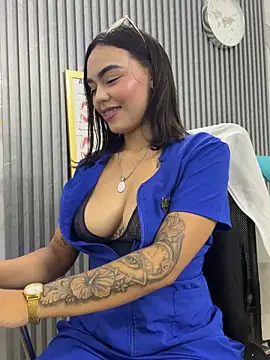 Snapshot of daniela-sexy chatting on 05/22/26, 02:59 daniela-sexy online show from 05/22/26, 02:59