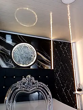 Karolynrousse  online show from 04/12/26, 02:09