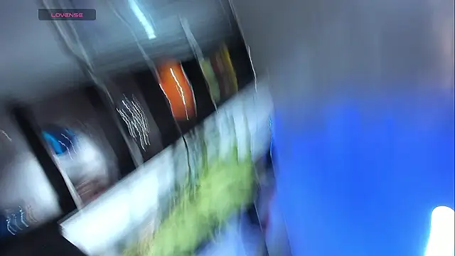 Snapshot of Enzoo98_ chatting on 03/16/26, 05:44 Enzoo98 online show from 03/16/26, 05:44