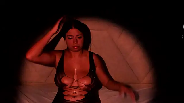 Snapshot of KateLovings chatting on 03/20/26, 01:12 KateLovings online show from 03/20/26, 01:12