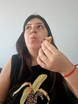 melucita online show from 04/04/26, 02:01