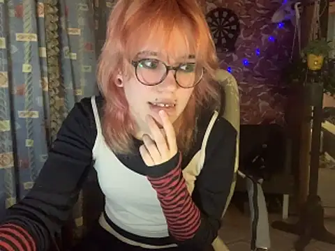 whiny emo boi online show from 04/09/26, 07:42