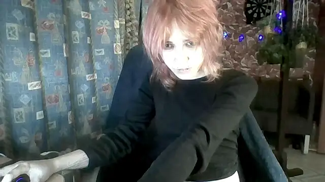 whiny emo boi online show from 04/01/26, 08:28