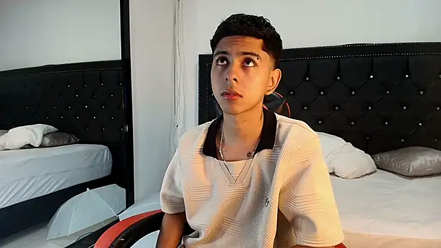 NohaDrake online show from 03/21/26, 03:52