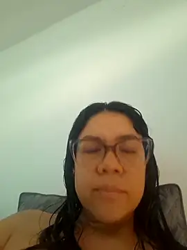 Aila Phone online show from 05/24/26, 06:08